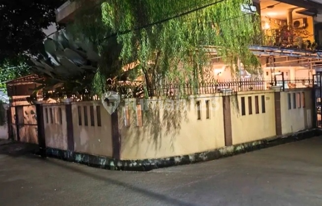 Rumah Hoek Nyaman Di Lokasi Strategis Di Kembangan Jakarta 