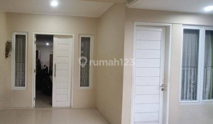 Rumah Cantik 2 Lantai Nyaman Siap Huni Di Ciputat 2