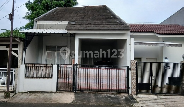 House for Sale Ready to Move In Fast in Bintaro House for Sale Ready to Move In Fast in Bintaro