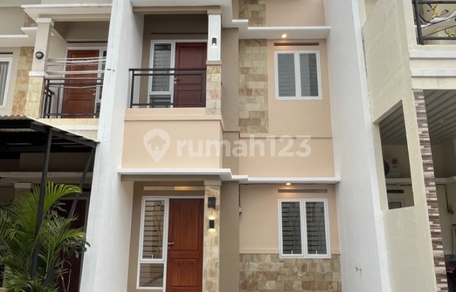 Rumah Bagus 2 Lantai Siap Huni di Benda Pamulang