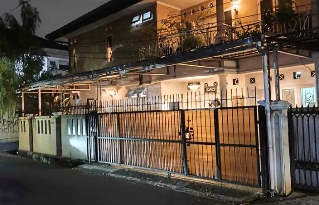 Rumah Hoek Nyaman di Lokasi Strategis di Kembangan Jakarta