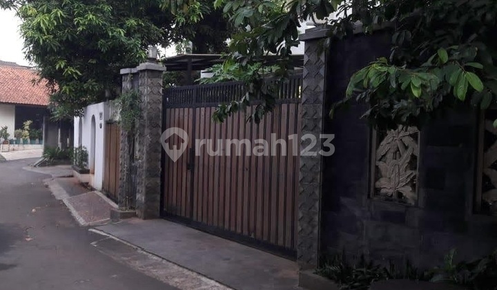 Comfortable House Ready to Occupy, DKI Border in Cirendeu 2