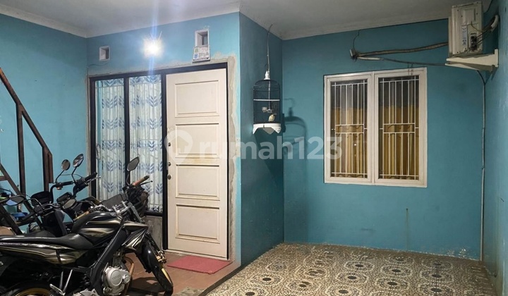 Rumah Siap Huni Dekat Akses D K I di Kawasan Bintaro 2