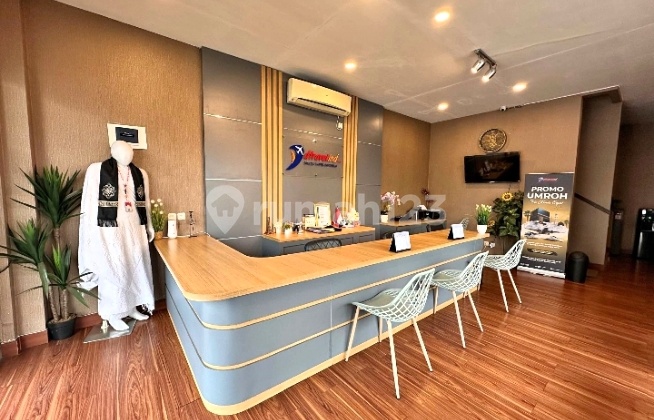 Ruko Bagus untuk Usaha Siap Pakai Furnished dan Strategis di B S D Tangsel Ruko Bagus untuk Usaha Siap Pakai Furnished dan Strategis di B S D Tangsel