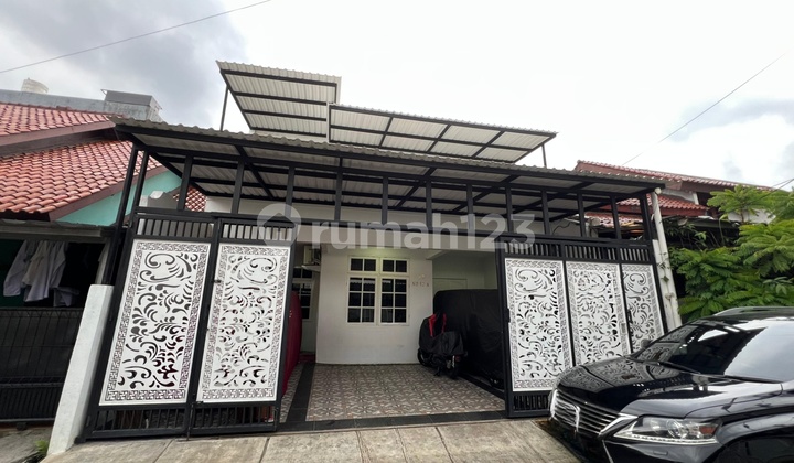 Rumah Bagus Terawat Dekat Sta. Ka Siap Huni Di Ciputat