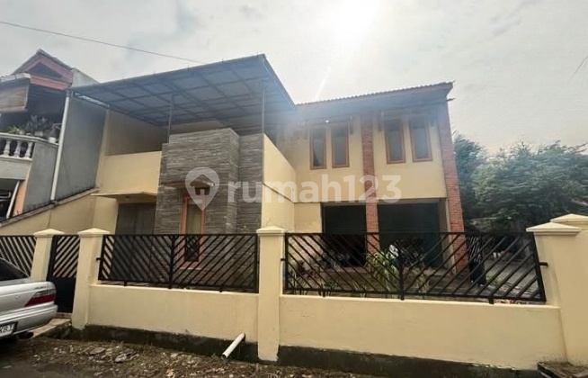 Rumah Hoek Siap Huni Dekat ke Pusat Kota Tangsel di Ciputat