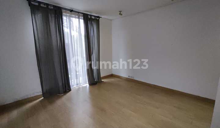 Rumah Strategis Stasiun KRL dan Tol di Ciputat 2