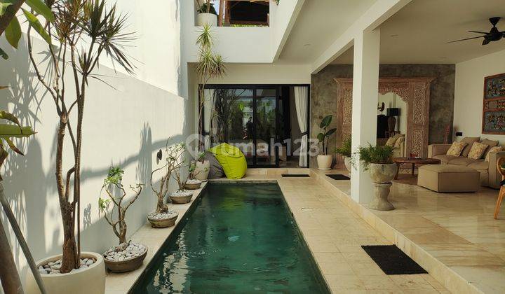 Disewakan Villa Modern With Rooftop Area Pererenan It 2 1