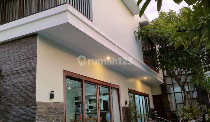 2 Floor Private Villa In Seminyak With Swimming Pool At 1