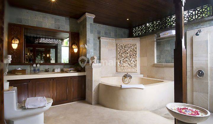 Luxury Villa For Sale In Seminyak 7 BR Ls  2