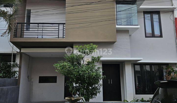 Villa in Kerobokan Ricefield View One Gate System Db 1