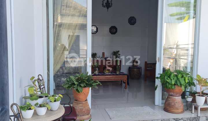 Semi  Furnished Dijual/Disewakan Rumah Padangsambian, Denpasar Barat CN