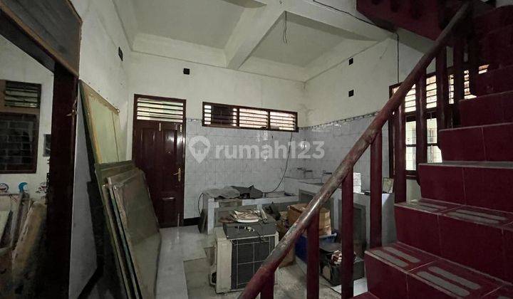 Rumah Dan Toko Di Pinggir Jalan Raya Lodtunduh Ubud Ln 2