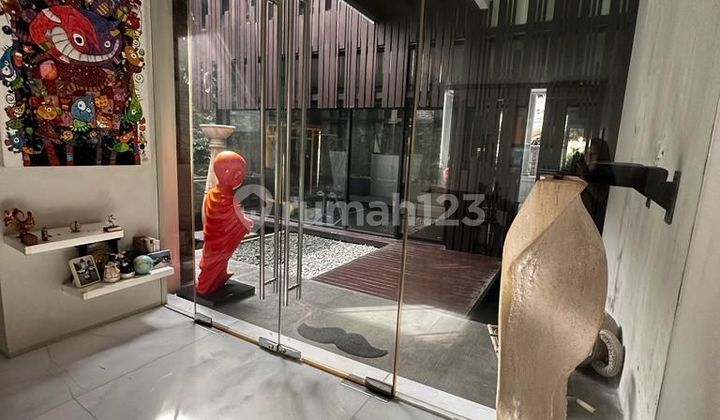 For Rent: House in PIK 1, size 10x25, fully renovated, nice, fully furnished 2