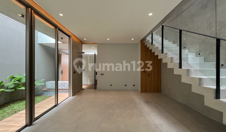 Rumah Rasa Villa Tropical Minimalist di Joglo Uk 8X18 Jarang Ada 2