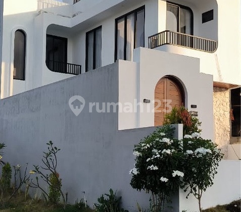 Villa Baru Di Nusa Dua Pemandangan Indah Lokasi Strategis