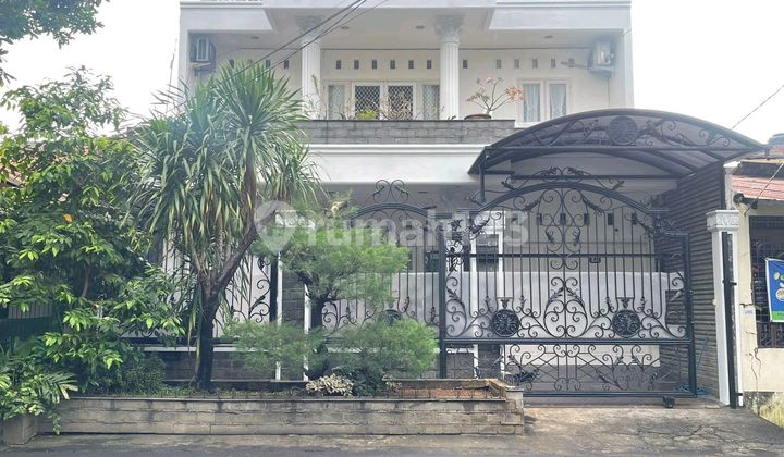 Luxury House in the Strategic DKI Joglo Complex