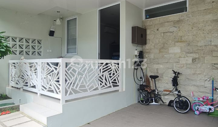 For Sale Beautiful Move-In Ready House in Kebayoran Bintaro 2