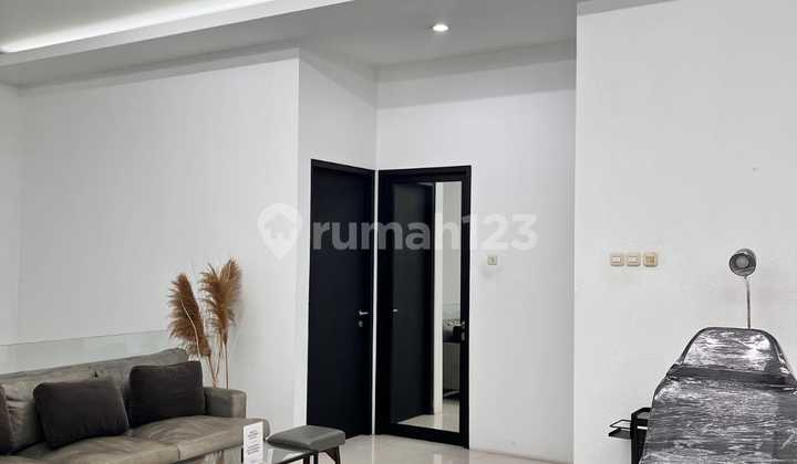 Di Jual Rumah Bagus 2 Lantai di Bintaro Sektor 3 2