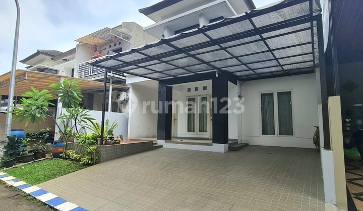 Di Jual Rumah Siap Huni di Graha Raya