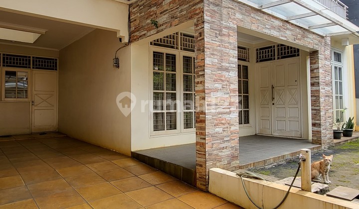 Rumah Lokasi Strategis di Bintaro Sektor 9 2