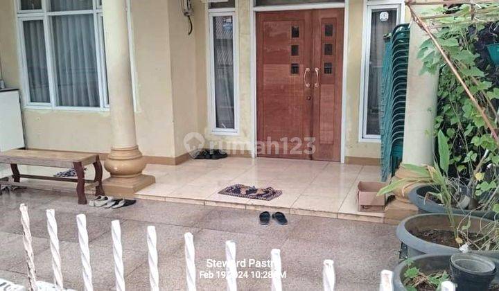 Rumah 2,5 Lantai di Area Ciledug Agnh6947 2