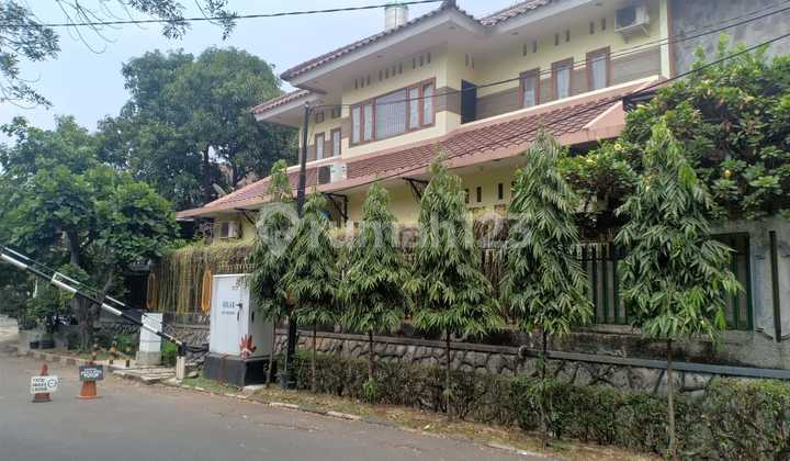 Di Jual Rumah Siap Huni Asri di Bintaro Sektor 2