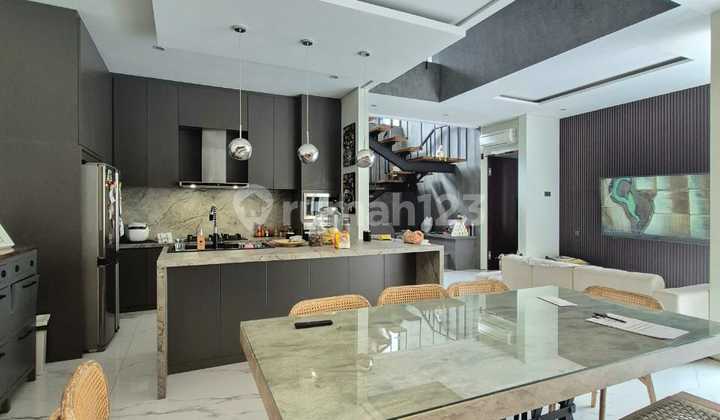 Di Jual Rumah Bagus Full Furnished di Sektor 9 Bintaro 2