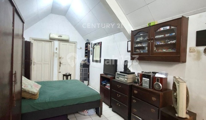 Rumah Hitung Tanahdi Bintaro Jaya Tangerang Selatan 2