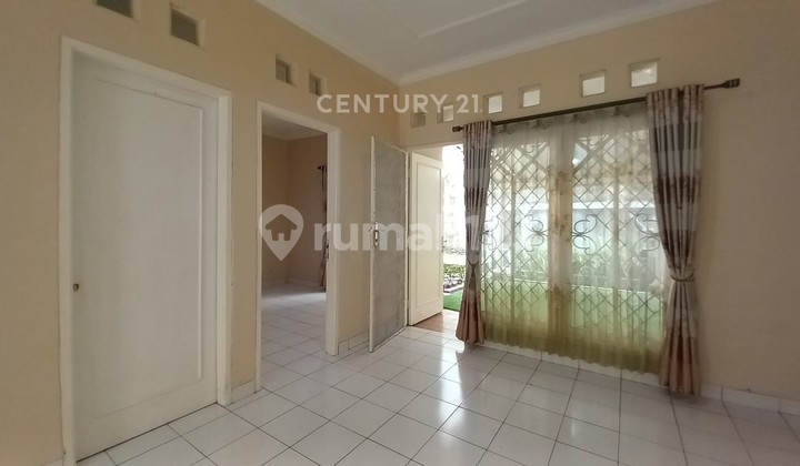 House in Kencana Loka BSD Neat Ready to Occupy 6325 2