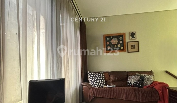 Dijual Rumah di Daerah Emerald Bintaro 9466