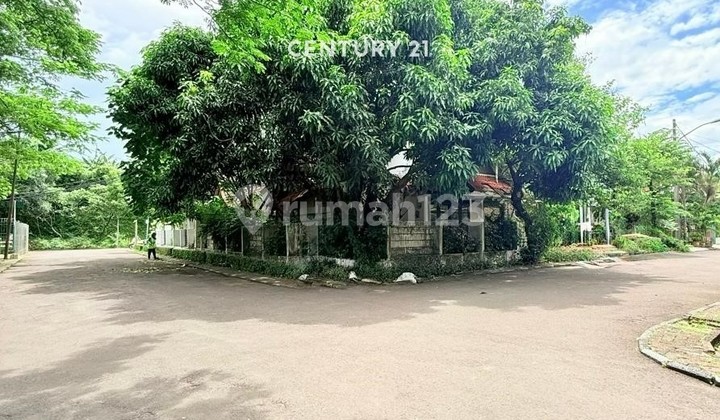 tampak depan rumah hitung tanah di bintaro