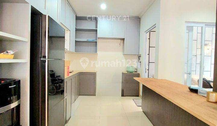 Rumah Hook Full Furnished Di BSD 7347    2