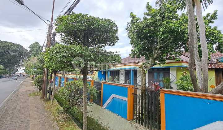 Semi Furnished House in a Strategic Location on Pemuda Street Commercial Area 2