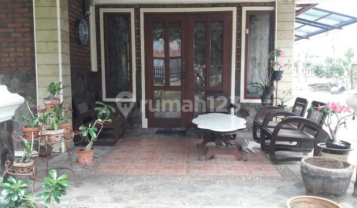 Rasa Villa House Near Bubulak Terminal near the Highway 2