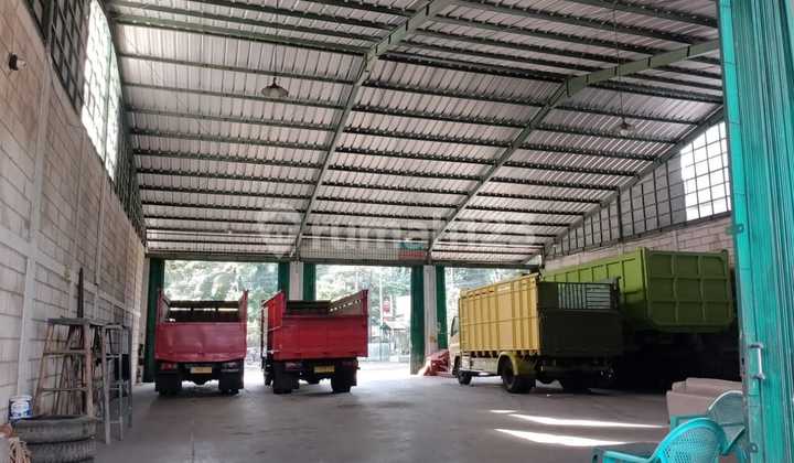 Warehouse and Showroom for Sale on Jalan Raya Gadog Ciawi