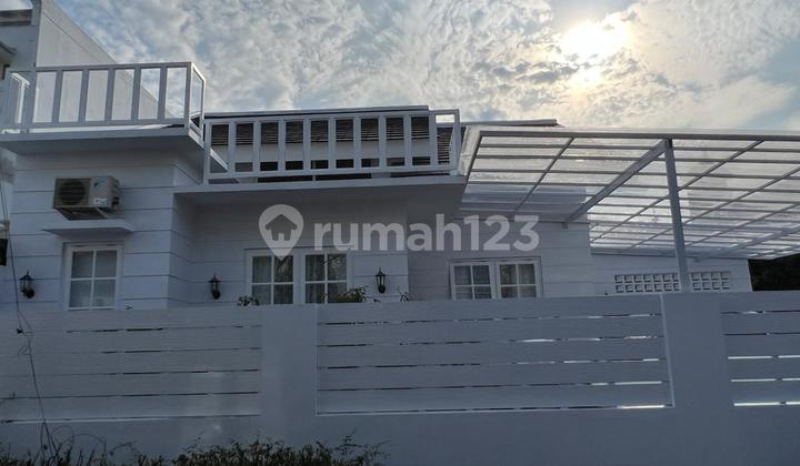 Rumah Hook Cantik Baru Renovasi Full Furnished Di Taman Cimanggu