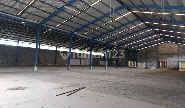 Pasir Gombong Cikarang Warehouse for Rent, Suitable for Business, Container Access in Industrial Area