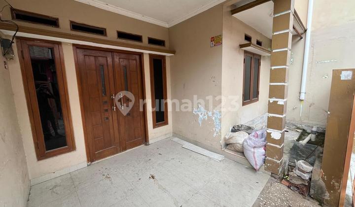 Purple Lodge For Sale Spacious 2-Story 3-Bedroom House Ready to Occupied Flood-Free 2