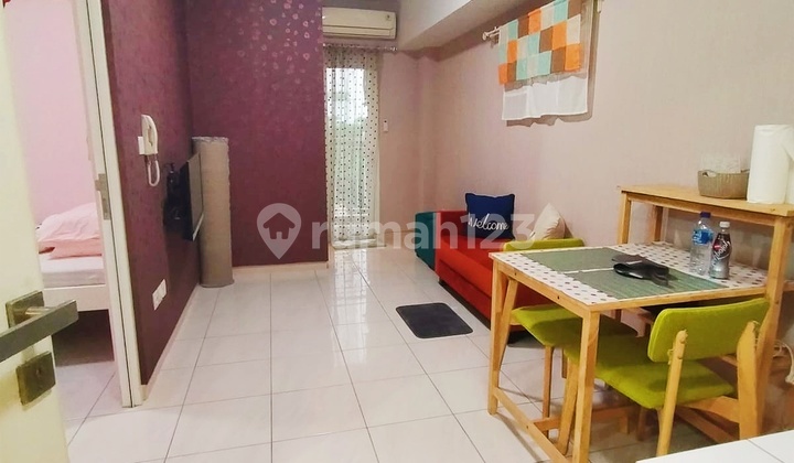 Semi Furnish 2 Bedroom Springlake Apartemen Bekasi View Pool Unit Rapi Siap Survey