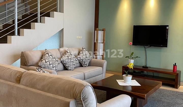Rumah Minimalis Tipe Mezanine Modern di Setra Duta Rumah Minimalis Tipe Mezanine Modern di Setra Duta