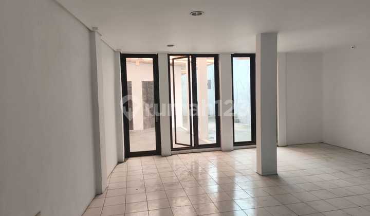 Ruko 3 Unit Lokasi di Astana Anyar Strategis