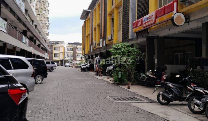 Ruang Usaha di mainroad Apartemen Gateway Cicadas Bagus strategis 2