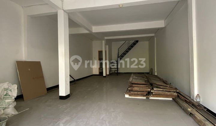 Ruko di Jl. Pesantren cimahi kawasan ramai umtuk Usaha SHM Ruko di Jl. Pesantren cimahi kawasan ramai umtuk Usaha SHM