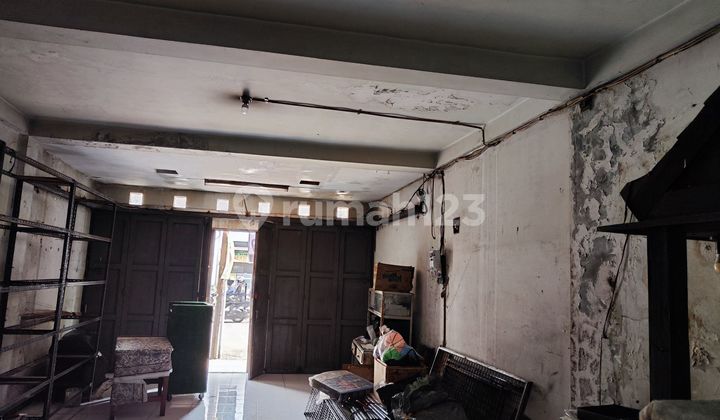 Ruko di Otista Mainroad 140 m SHM Strategis kawasan Ramai