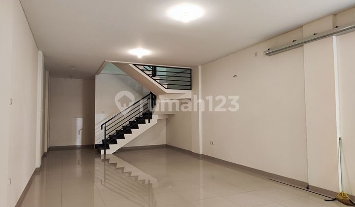 Ruko di Mekar wangi Karasak 97 m 3 Lt SHM Baru Ruko di Mekar wangi Karasak 97 m 3 Lt SHM Baru