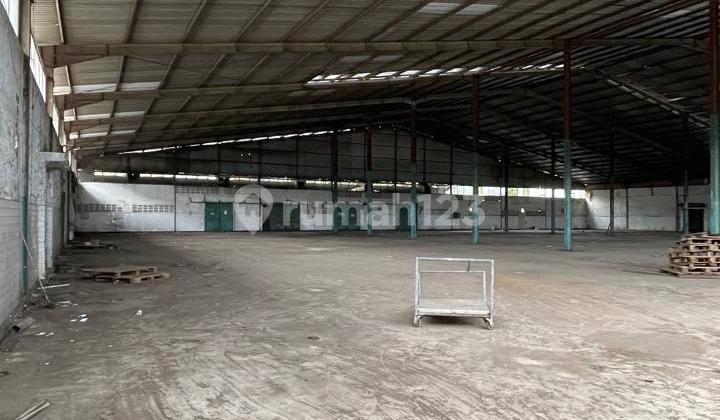 Gudang Lokasi Strategis di Mainroad Leuwi Gajah