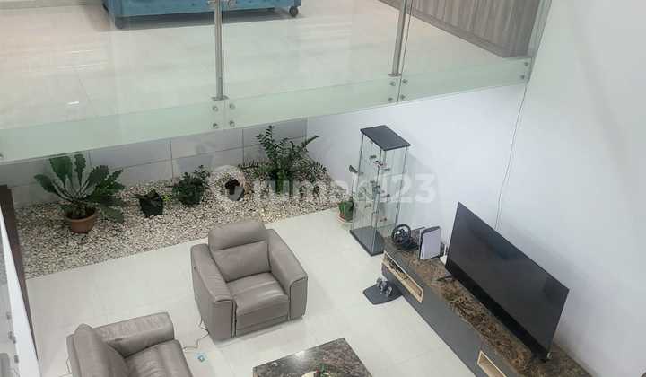 Rumah Cantik Minimalis Full Furnised di Mekar Wangi 2