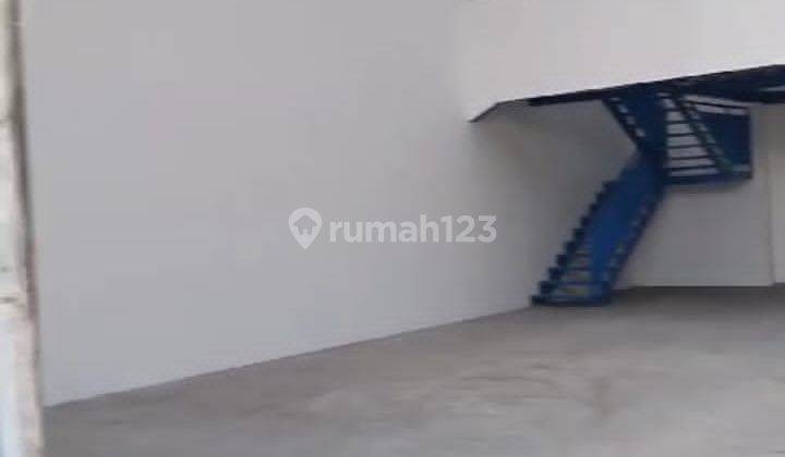 Gudang Baru Lokasi Strategis di Caringin 2