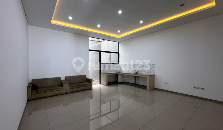 Rumah Bangunan Baru Lux Lokasi di Mekar Wangi Rumah Bangunan Baru Lux Lokasi di Mekar Wangi